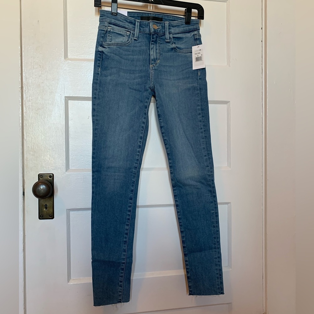 Joe’s Jeans Icon Skinny Jeans